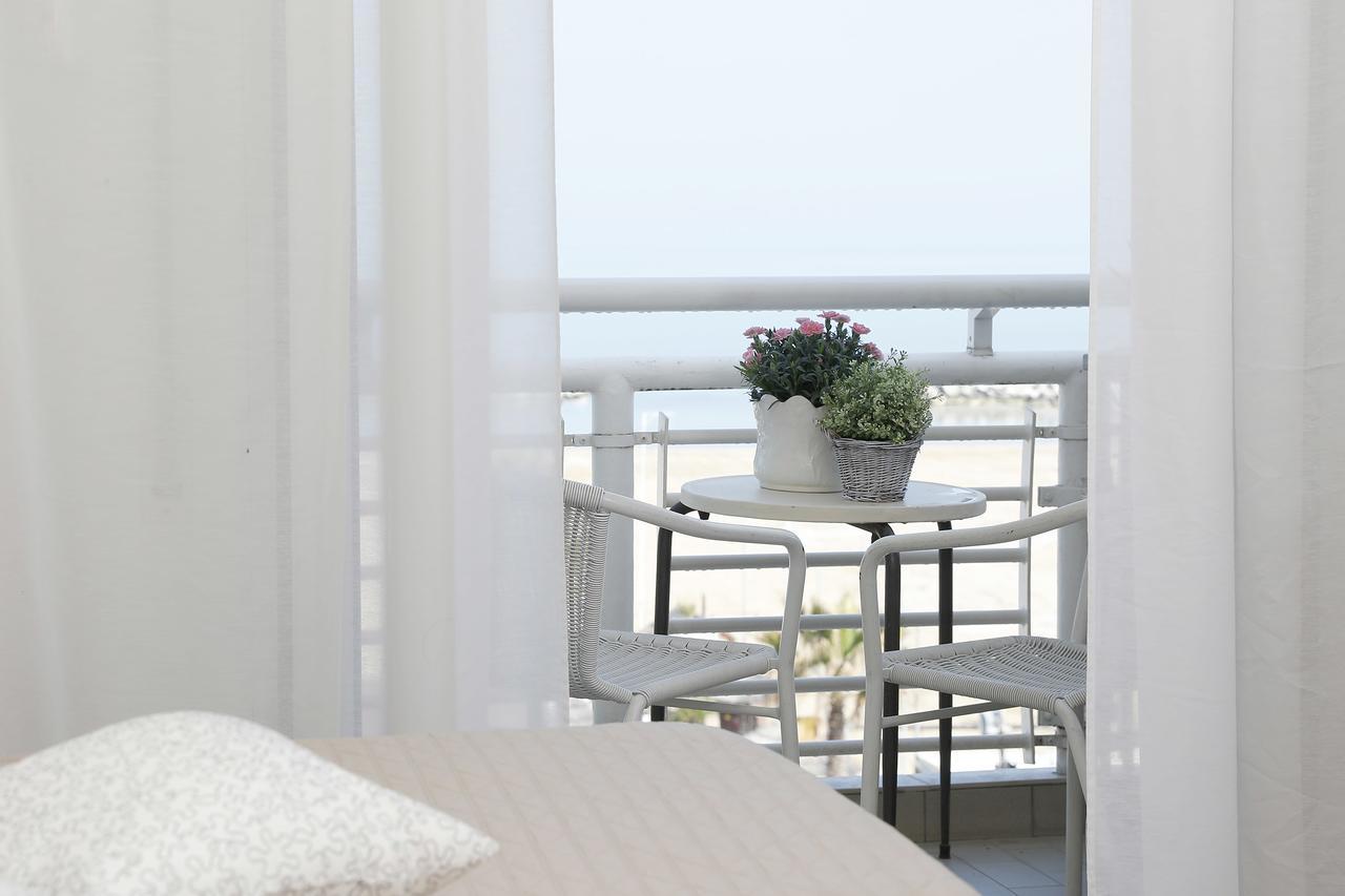 Hotel Lungomare 카톨리카 외부 사진